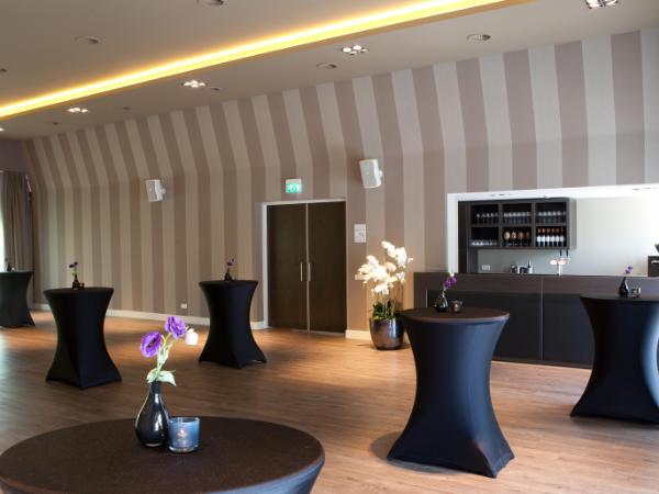 Afbeelding 2 van Fletcher Hotel-Restaurant Duinzicht gevestigd in de plaats Ouddorp in de provincie Zuid-Holland geeft inzicht in de mogelijkheden van de vergaderlocatie.