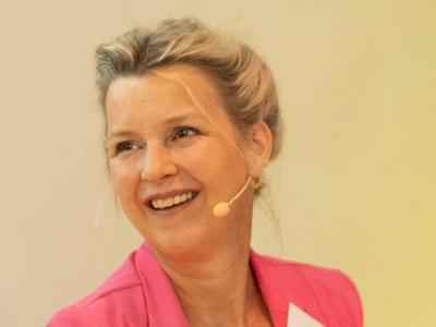 Carla Tijhuis - Dagvoorzitter | Gespreksleider | Moderator | Presentatie & Interview