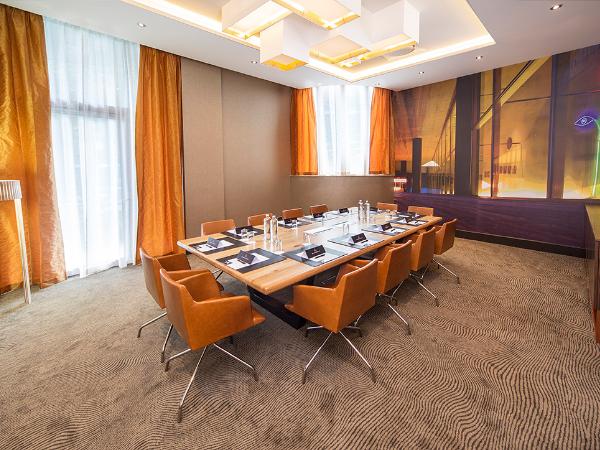 Afbeelding 2 van Bilderberg Parkhotel Rotterdam gevestigd in de plaats Rotterdam in de provincie Zuid-Holland geeft inzicht in de mogelijkheden van de vergaderlocatie.
