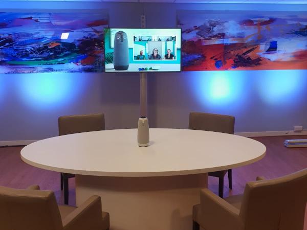 Deze afbeelding van Blended Connect gevestigd in de plaats Woerden in de provincie Utrecht is de profielfoto van de meetingdienst.
