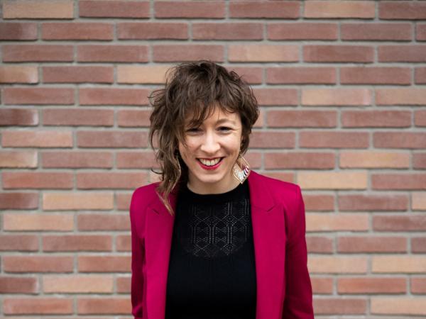 Deze afbeelding van Gaetana Ferla - Presentator | Dagvoorzitter | Moderator | Interviewer gevestigd in de plaats Zwolle in de provincie Overijssel is de profielfoto van de meetingdienst.