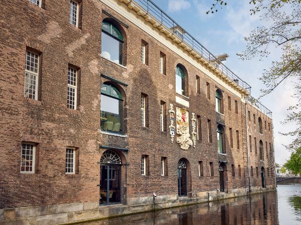 Deze afbeelding van Hotel Arsenaal Delft By WestCord gevestigd in de plaats Delft in de provincie Zuid-Holland is de profielfoto van de vergaderlocatie.