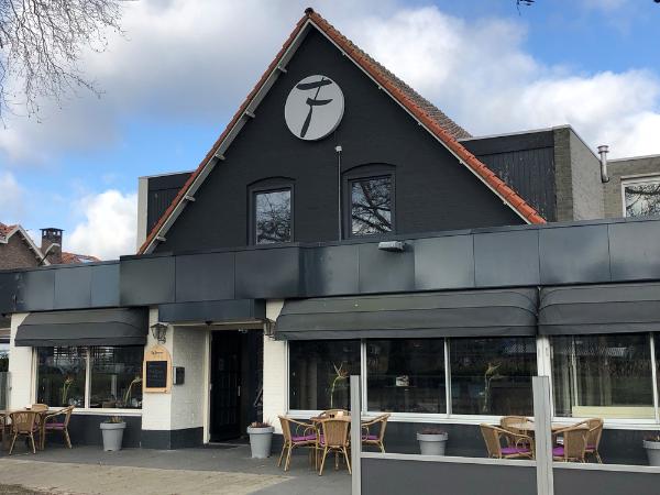 Deze afbeelding van Fletcher Hotel-Restaurant Waalwijk gevestigd in de plaats Waalwijk in de provincie Noord-Brabant is de profielfoto van de vergaderlocatie.