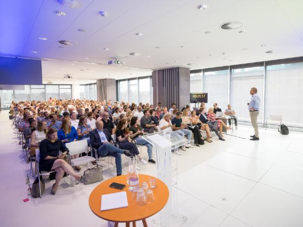 Afbeelding 6 van Vergadercentrum Jaarbeurs MeetUp gevestigd in de plaats Utrecht in de provincie Utrecht geeft inzicht in de mogelijkheden van de vergaderlocatie.