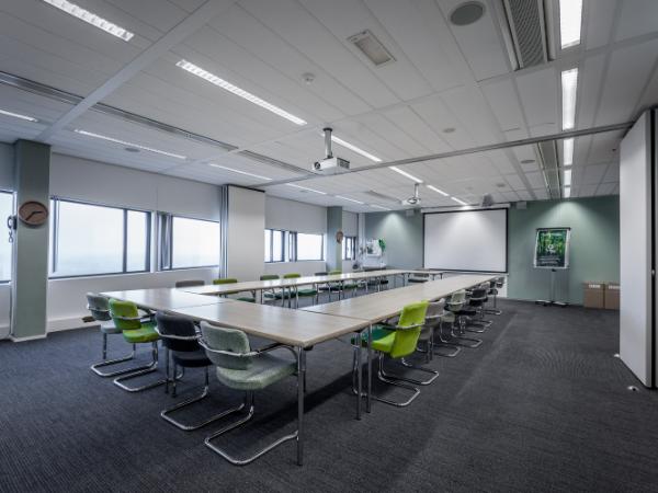 Afbeelding 3 van The Green Meeting Center Arnhem gevestigd in de plaats Arnhem in de provincie Gelderland geeft inzicht in de mogelijkheden van de vergaderlocatie.