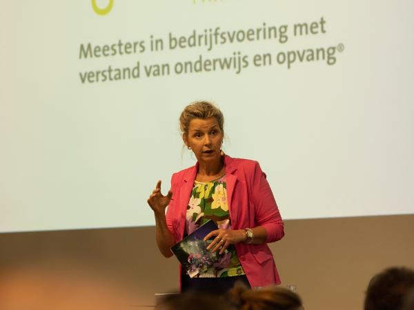 Afbeelding 9 van Carla Tijhuis - Dagvoorzitter | Gespreksleider | Moderator | Presentatie & Interview gevestigd in de plaats Oosterbeek in de provincie Gelderland geeft inzicht in de mogelijkheden van de meetingdienst.