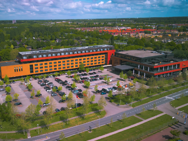 Deze afbeelding van Van der Valk Hotel Almere gevestigd in de plaats Almere in de provincie Flevoland is de profielfoto van de vergaderlocatie.