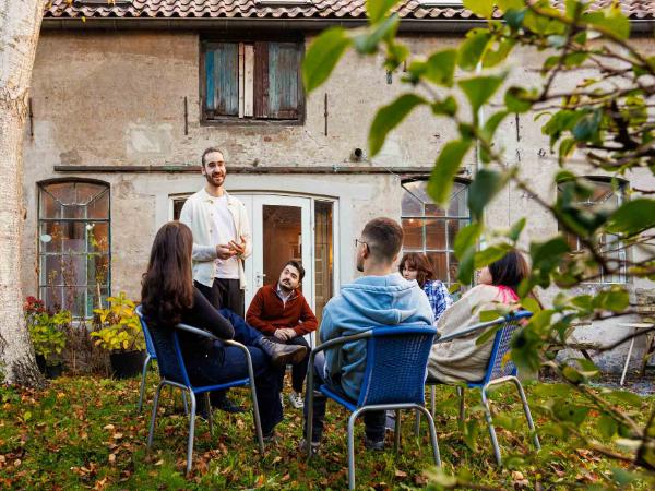 Afbeelding 10 van Buitenhuis Buren gevestigd in de plaats Buren in de provincie Gelderland geeft inzicht in de mogelijkheden van de vergaderlocatie.