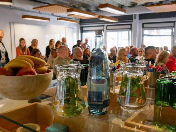 Afbeelding 9 van Strategiefabriek gevestigd in de plaats Amsterdam in de provincie Noord-Holland geeft inzicht in de mogelijkheden van de vergaderlocatie.