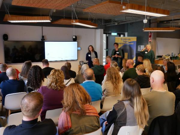 Afbeelding 13 van Strategiefabriek gevestigd in de plaats Amsterdam in de provincie Noord-Holland geeft inzicht in de mogelijkheden van de vergaderlocatie.