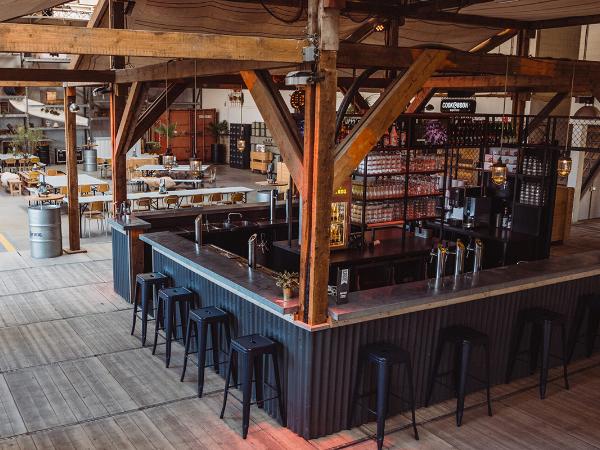 Deze afbeelding van Venue The Dock (STRND) gevestigd in de plaats Breda in de provincie Noord-Brabant is de profielfoto van de vergaderlocatie.